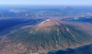 Gunung Ile Lewotolok alami 211 gempa susulan, Badan Geologi mengimbau warga waspada